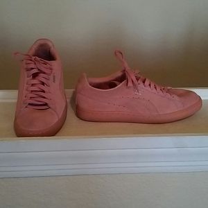 PUMA SUEDE Shoes for Women. Used